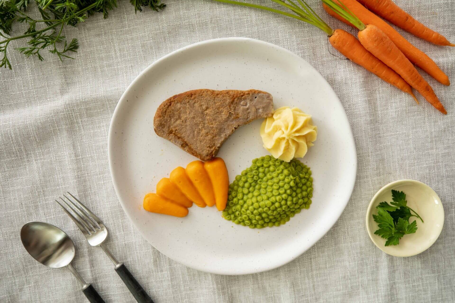 95050-bbq beef chop peas carrot mash