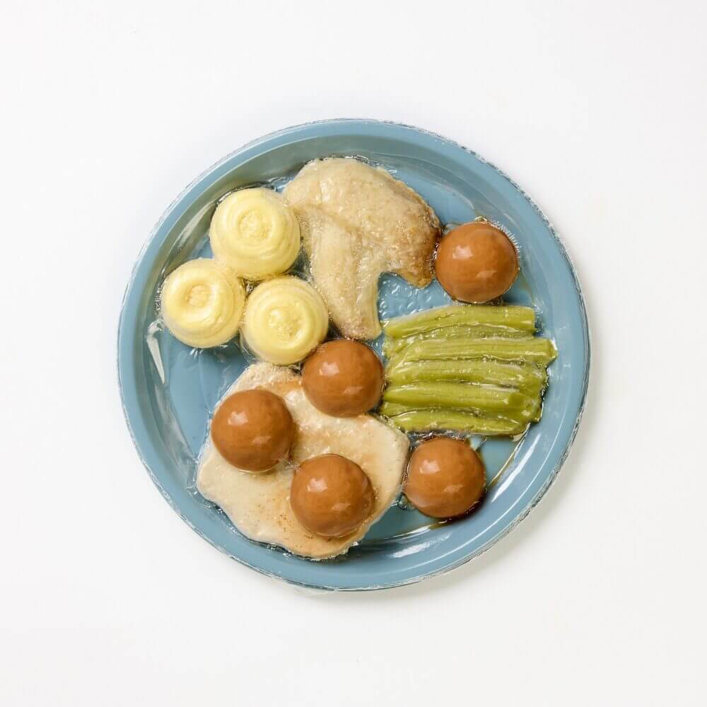 Chicken Loaf with Green Beans, Cauliflower, Mashed Potato & Classic Gravy - Minced & Moist - Image 2