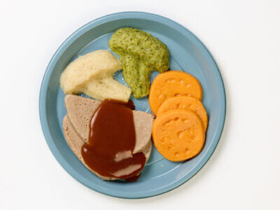 level 5 roast lamb and vegetables pre-plated meal