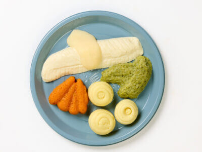level 5 fish fillet with vegetables pre-plated meal