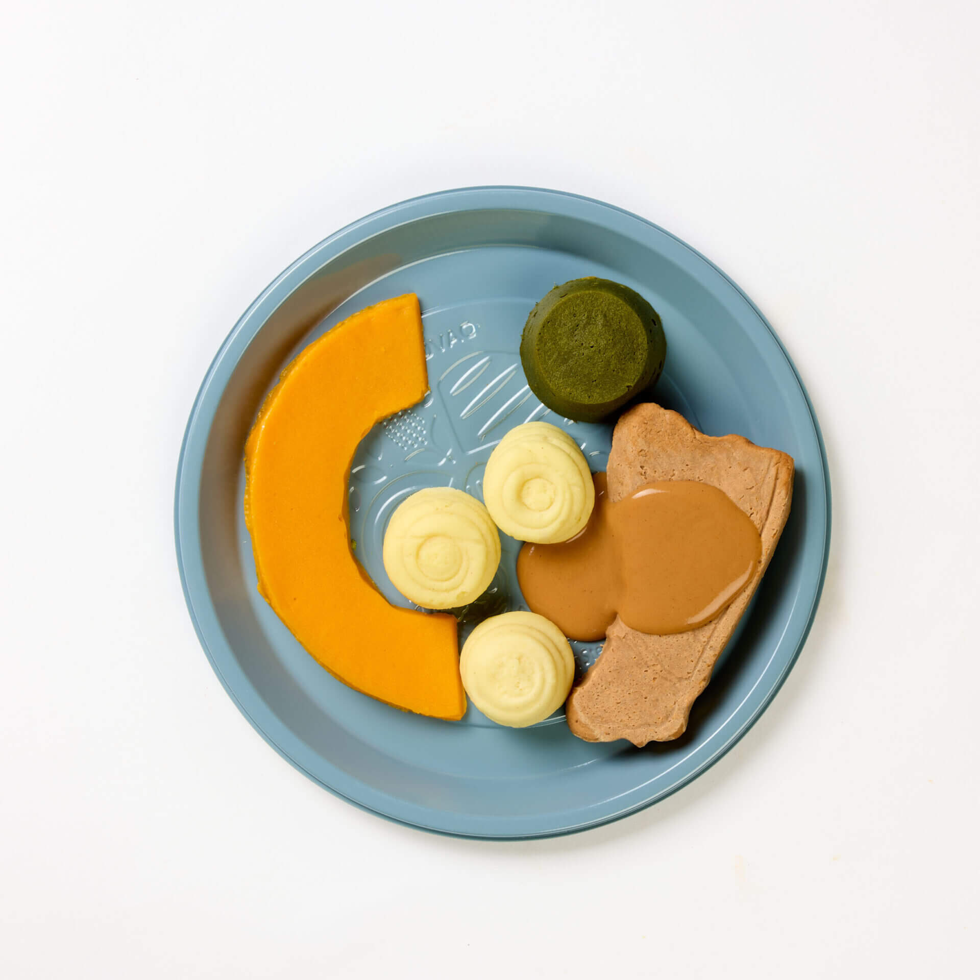 level 5 sirloin steak with vegetables pre-plated meal