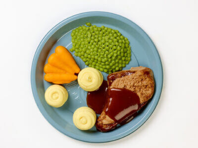 level 4 bbq beef chop and vegetables pre-plated meal