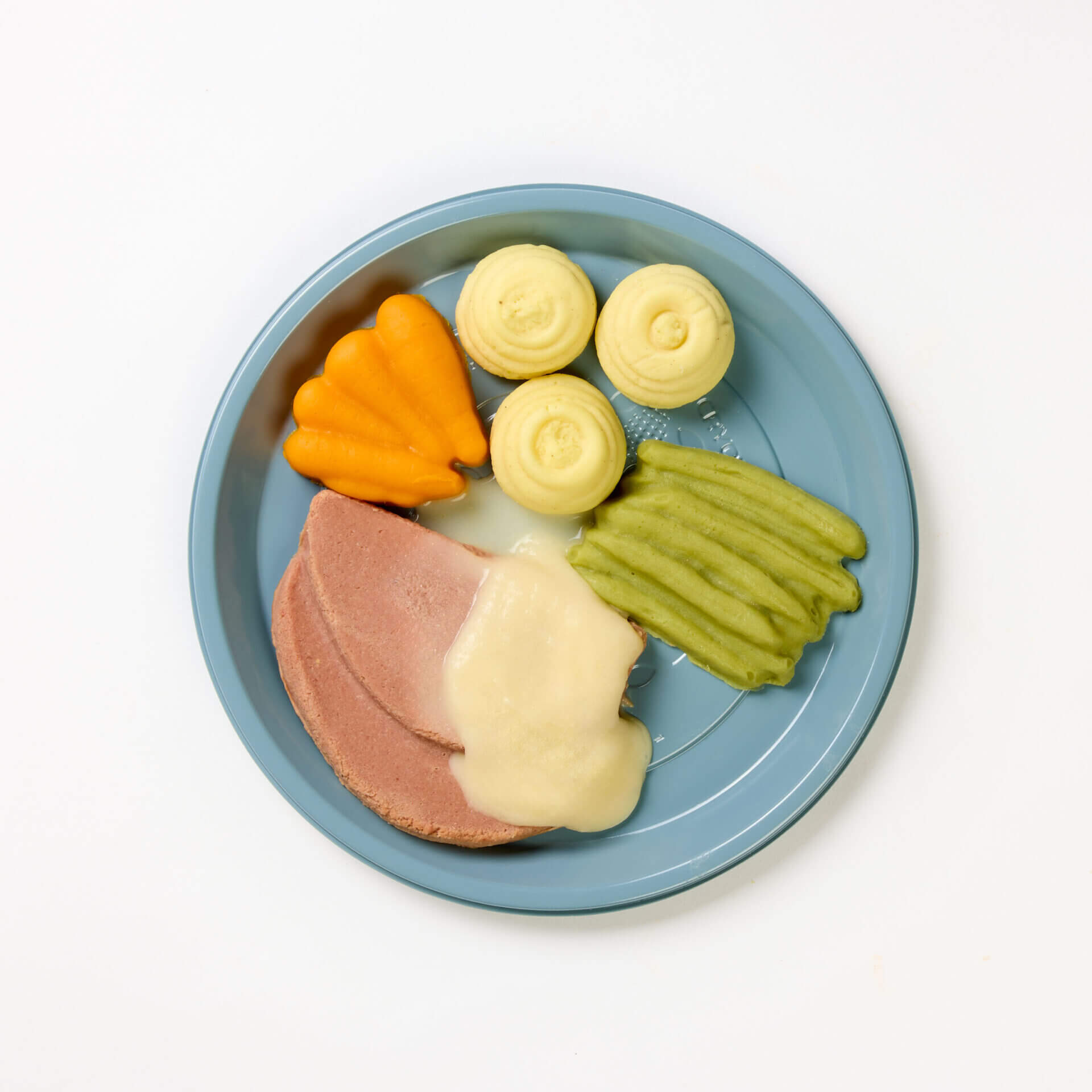 Corned Beef with Peas, Carrots, Mashed Potato & White Sauce - Pureed